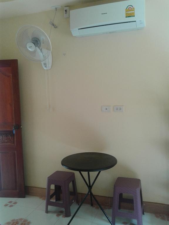 Lanta Orange House Hostel Ko Lanta Cameră foto